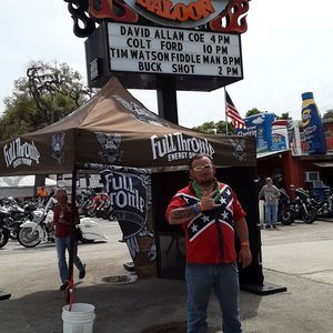 Meet your Posher, Eric